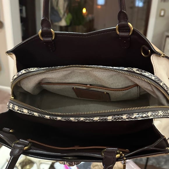 COACH 1941 Mason Carryall Colorblock Satchel in Beechwood w/Snakeskin Detail - Picture 10 of 16